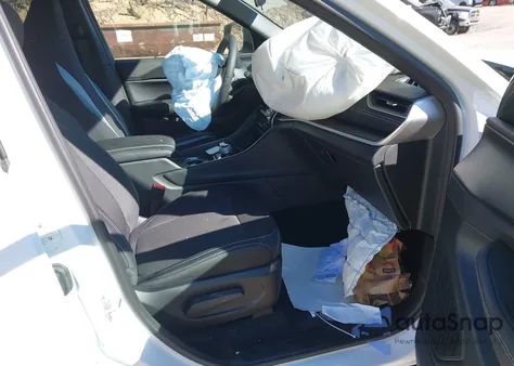 2025 Jeep Grand Cherokee L Laredo 4X4 from USA, damaged, VIN 1C4RJKAG4S8682087